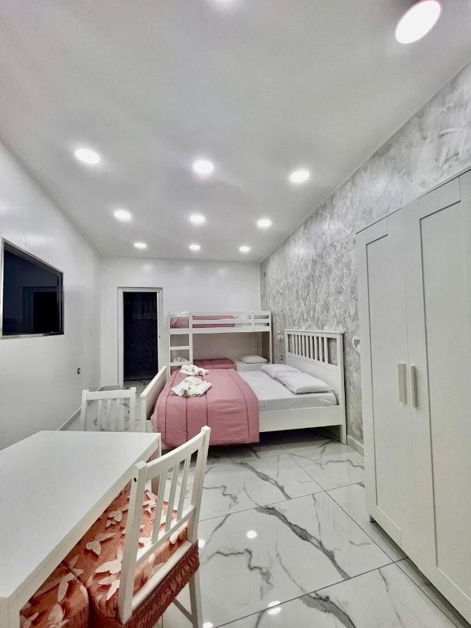 Apartamento Mara House Nápoles Exterior foto